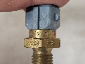 фото thumb №6, Volkswagen датчик температури рідини води 025906041 0280130026