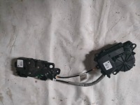 фото thumb №2, Bmw x1 f48 замок доводчик крышки 2712440