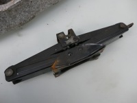 фото thumb №3, Chevrolet evanda домкрат подъемник samochodwy