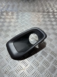 фото thumb №1, Решётка рамка противотуманной фары правая jeep renegade 14- 735585015