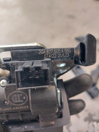 фото thumb №4, Замок крышки багажника vw golf t-roc 2ga827505a