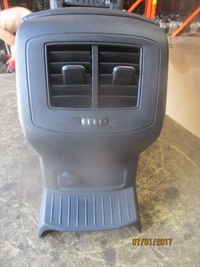 фото thumb №7, Туннель средний подлокотник vw t-roc кожа