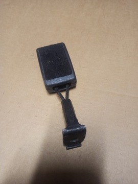 фото thumb №1, Застібка ременів правий зад 401266978 opel corsa e 14