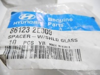 фото thumb №7, Кліпса скло передньої hyundai ix35 оригінальний номер 86123 2e000