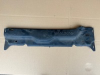 фото thumb №1, Захист верхній двигуна volvo v40 2000-2004 30819282