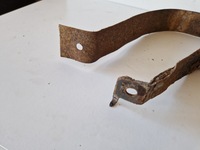 фото thumb №5, Хомут кронштейн бака комплект mazda tribute i 01r 2.0 b