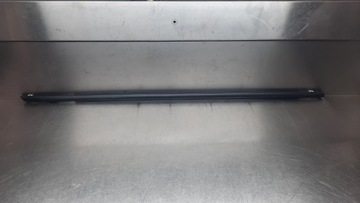 фото thumb №1, Планка прилегла до скла двері правий перед volvo xc60 ii