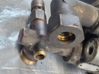 фото thumb №7, Основа осушувача wabco оригінальний номер 1369763 scania r p 94