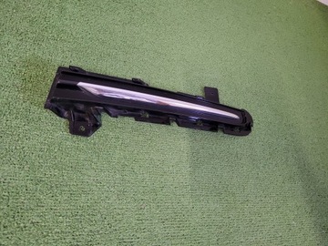 фото thumb №10, Volvo v40 рестайлинг решётка з хром заглушка бампера правая хром 31347043 oem