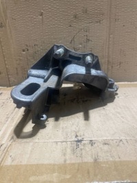 фото thumb №1, Ford focus кронштейн кронштейн двигуна