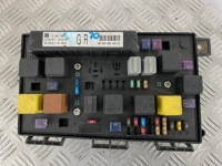 фото thumb №1, Opel astra h коробка предохранителей 13206745 gr