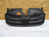 фото thumb №1, Решётка радиатора решётка радиатора бампера dacia sandero ii logan ii 623107634r