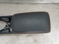 фото thumb №4, Тунель підлокітник cla w117 amg