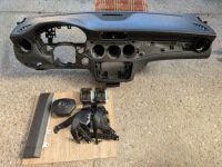 фото thumb №1, Панель приладів консоль панель приладів подушка безпеки mercedes gla w156 x156