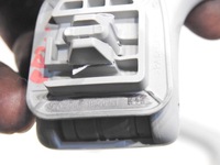 фото thumb №6, Ручка кронштейн потолочный перед mercedes w212 a2048100051