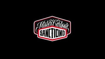 SANCTIOND CLEANER WAX Wosk Samochodowy