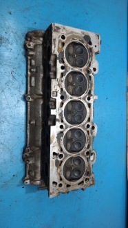 фото thumb №1, Головка двигуна 1001773006 volvo s60 v70 2.4b