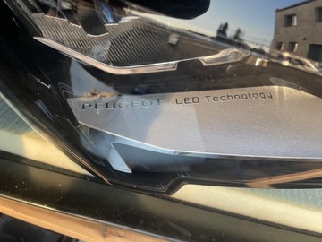 фото thumb №11, 3008 ii 5008 ii рестайлинг полный led лампа перед левая 1675889580 правая 9836230180