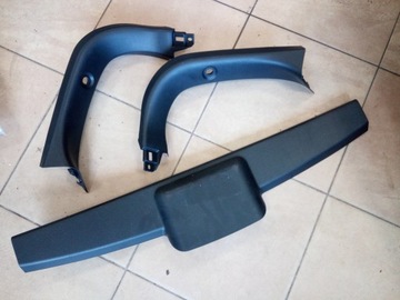 фото thumb №1, Обивка защита крышки mazda 3 hb 5-дверь '09-13 kpl. 3 запчасти оригинал.