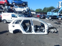 фото thumb №1, Audi a4 b7 04-08 kombi четверть порог правый блок двигателя