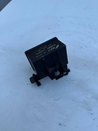 фото thumb №1, Alfa romeo stelvio 2016 реле / модуль системи обігріву попереднього