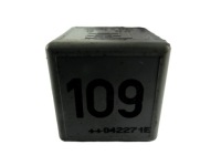 фото thumb №4, Реле насоса пального vw golf 1,6 97-