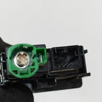 фото thumb №8, Volkswagen amarok 2018 роз'єм / з'єднувач aux