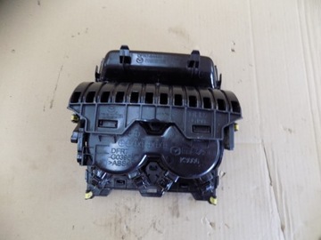 фото thumb №6, Mazda cx-30 бардачок полка na кружки dfr7-64449 dfr764449