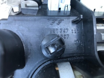 фото thumb №3, Лампа стеля citroen c8 освітлення 2002-2008