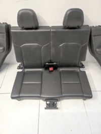 фото thumb №11, Салон сидіння заднє сидіння обшивки оббивка eu vinfast vf9