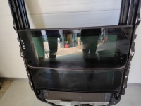 Bmw e91 рестайлинг  люк с Разборки, фото thumb