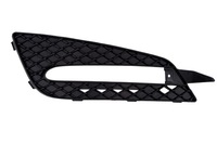 фото thumb №1, Решітка бампера права a2518853623 mercedes r w251