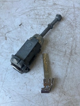 фото thumb №1, Вставка замка жало ключа citroen c4 picasso ii