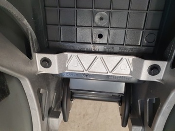 фото thumb №9, Audi a4 b9 usa тунель середній підлокітник бардачок - oem запчастина"