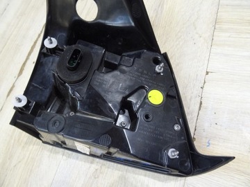 фото thumb №8, Tesla модель 3 лампа ліва зад задня 1077397 4 pin llu