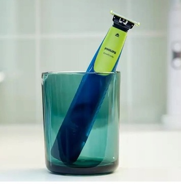 Philips Oneblade First Shave QP2515/16 Бритва для волос Подарочный триметр