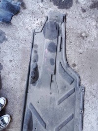 фото thumb №1, Mercedes w176 защита подвеска правая a2466190238