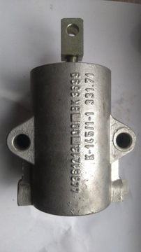 Пневматический цилиндр Zetor 59112105 UNC 200 201 KNB 250