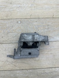 фото thumb №1, Bmw f39 x2 кронштейн двигуна 17276810