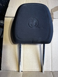 фото thumb №1, 31 alfa romeo giulia підголівник передній перед