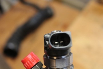 фото thumb №11, Инжектор форсунка avensis t27 рестайлинг 2.0 d4d 2ww 0445110 613