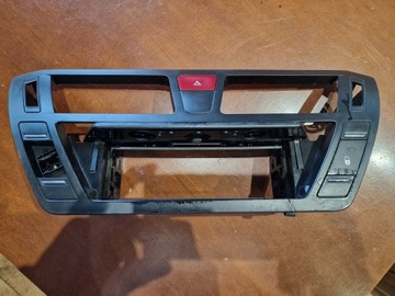 фото thumb №1, Citroen c4 picasso 1 i решітка повітропровід середня