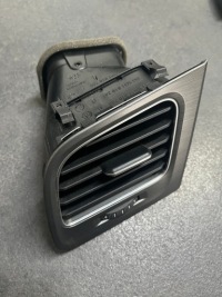 фото thumb №1, Решётка обдув левая vw golf vii 5g1819247b