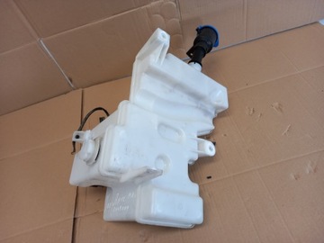 фото thumb №7, Бачок склоомивача насоси jaguar i-pace x590 m9d3-17b613-a