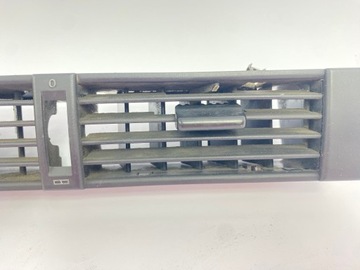 фото thumb №5, Середня решітка повітропровід w панель приладів mercedes w124 sedan купе універсал cabrio