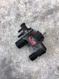 фото thumb №3, Клапан вакуумa legacy iv 2.0d ee20 139700-1041