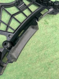 фото thumb №9, Mercedes glb w247 2019- праве кронштейн передній бампера напрямна