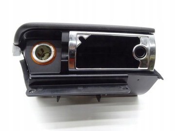 фото thumb №13, Попільничка правий зад vw phaeton 3d4857406