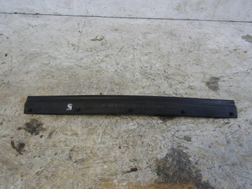 Прокладка капота VW Sportsvan 510823709A