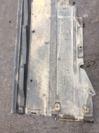 Audi a4 b8 a5 накладка плита пол подвеска левая с Разборки, фото thumb